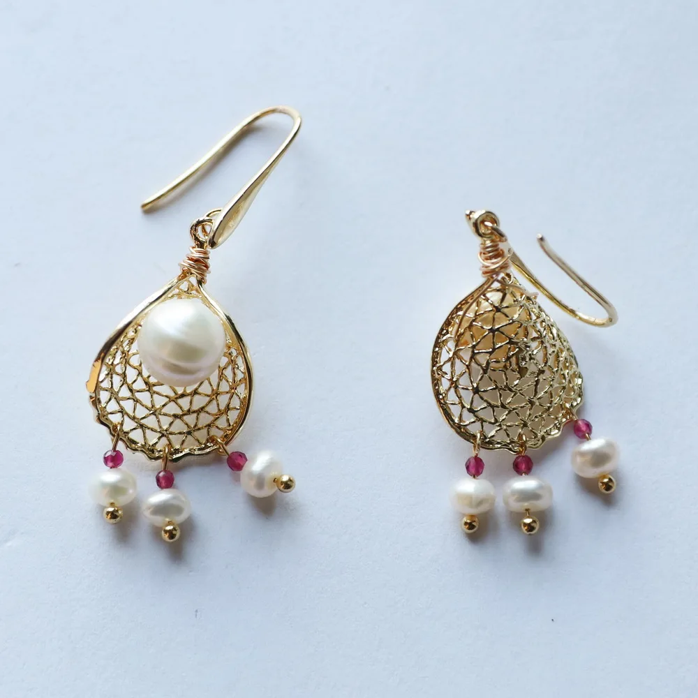 Серьги женские медные с пресноводным жемчугом | Украшения и аксессуары