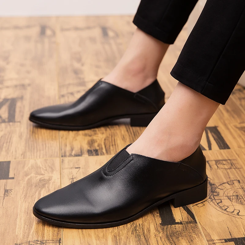 

Men's Leather Loafers Classic Black Fashion Peas Shoes Outdoor Tassel Breathable Casual Flat Shoes Moccasin Trend Men Boat Shoes