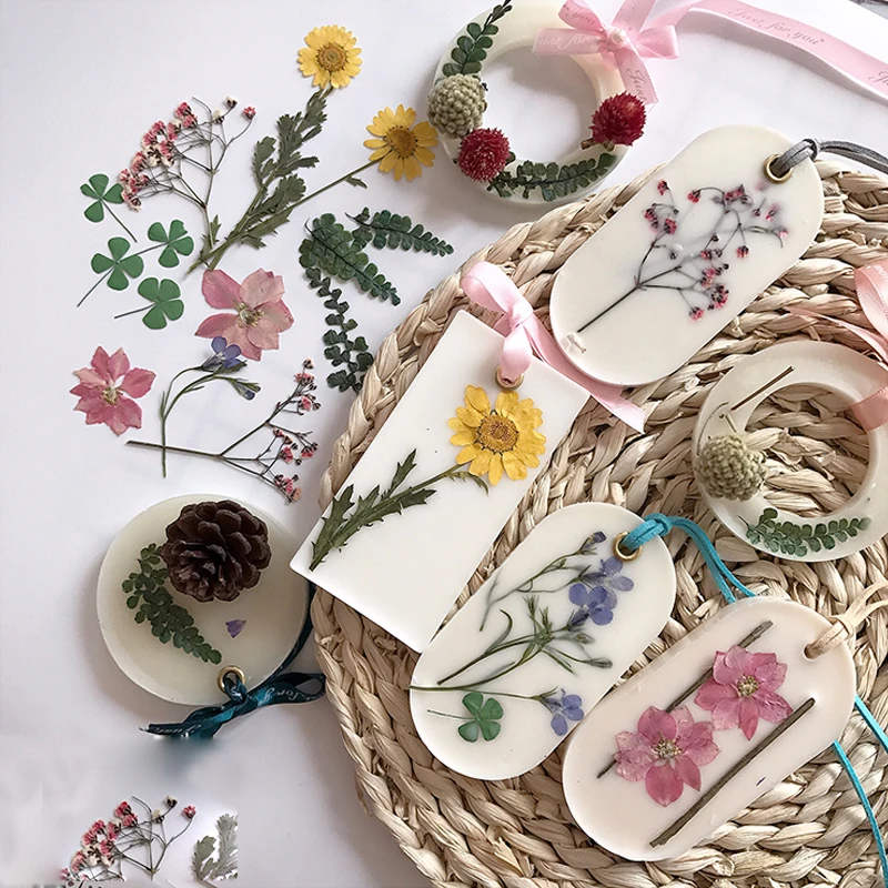 

DIY Silicone Clay Aromatherapy Tablets Molds Hanging Ornaments Wax Molds Flower Soap Mold Craft Accessories Soap Mold