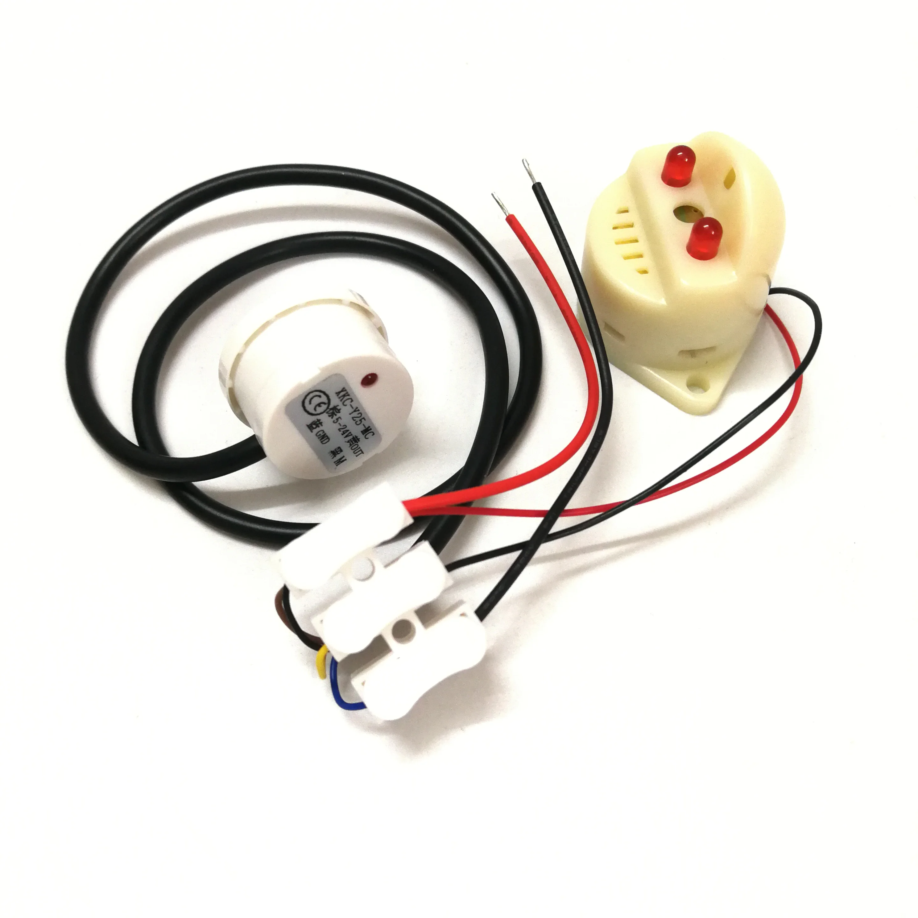 Бесконтактный датчик уровня жидкости со световой сигнал индукционный