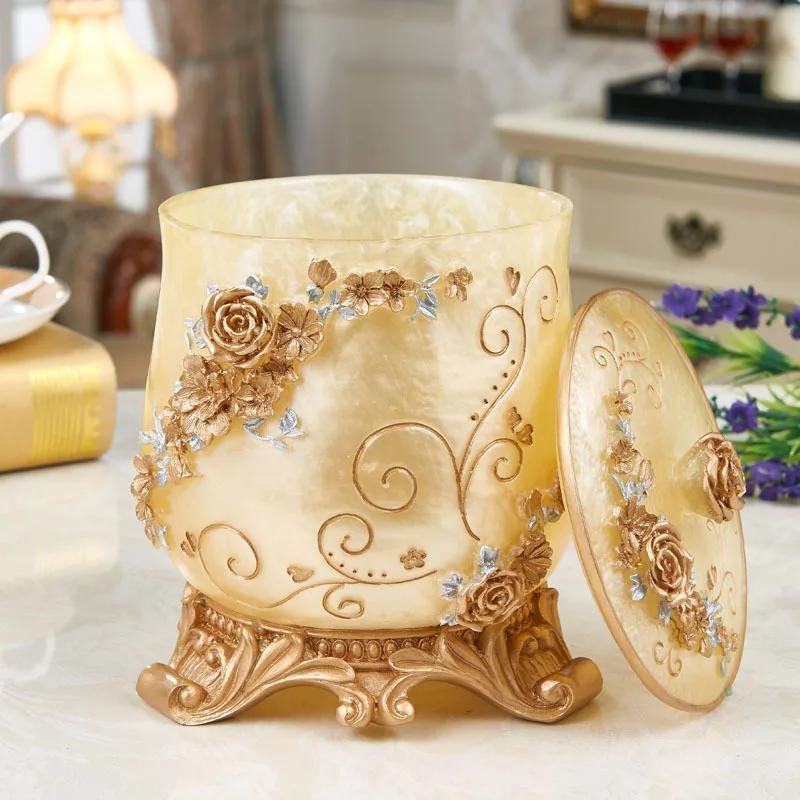 

Recicling Office Trash Bin Cover Kitchen Luxury Small Garbage Bin Garden Aesthetic Design Lixeira Banheiro Cleaning Tools LT50