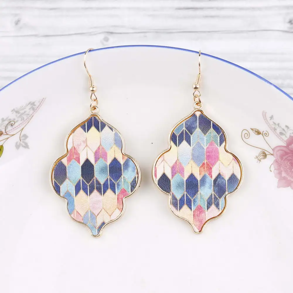 

E7197 ZWPON Gold Tone Frame Paisley Print PU Leather Morocco Earrings for Women 2020 New Earrings Jewelry Wholesale