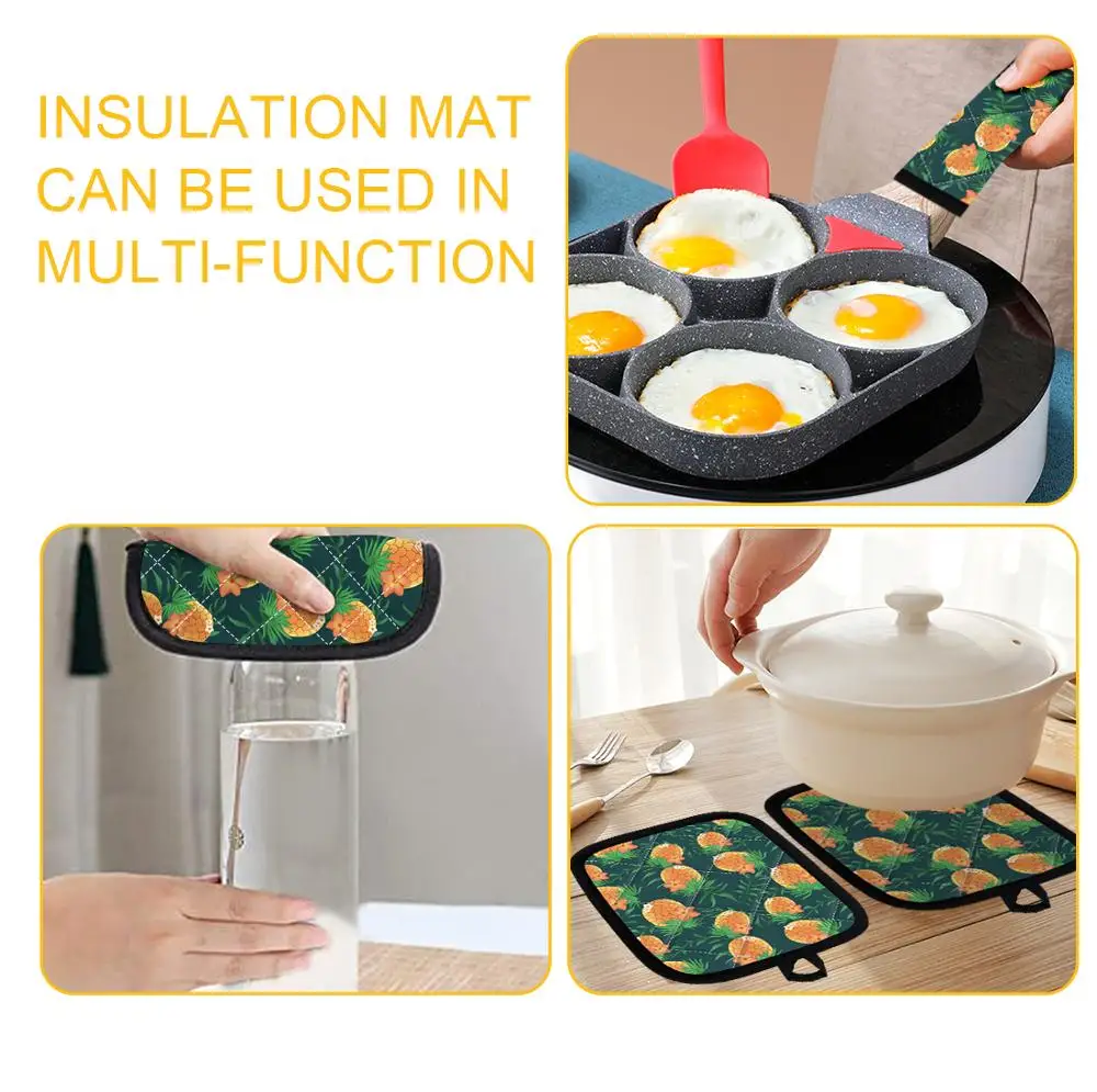 

Cute Pug Print Microwave Oven Gloves Insulation Pads Non-Slip Kitchen Washable Mitts for BBQ Baking Cooking Set of 2