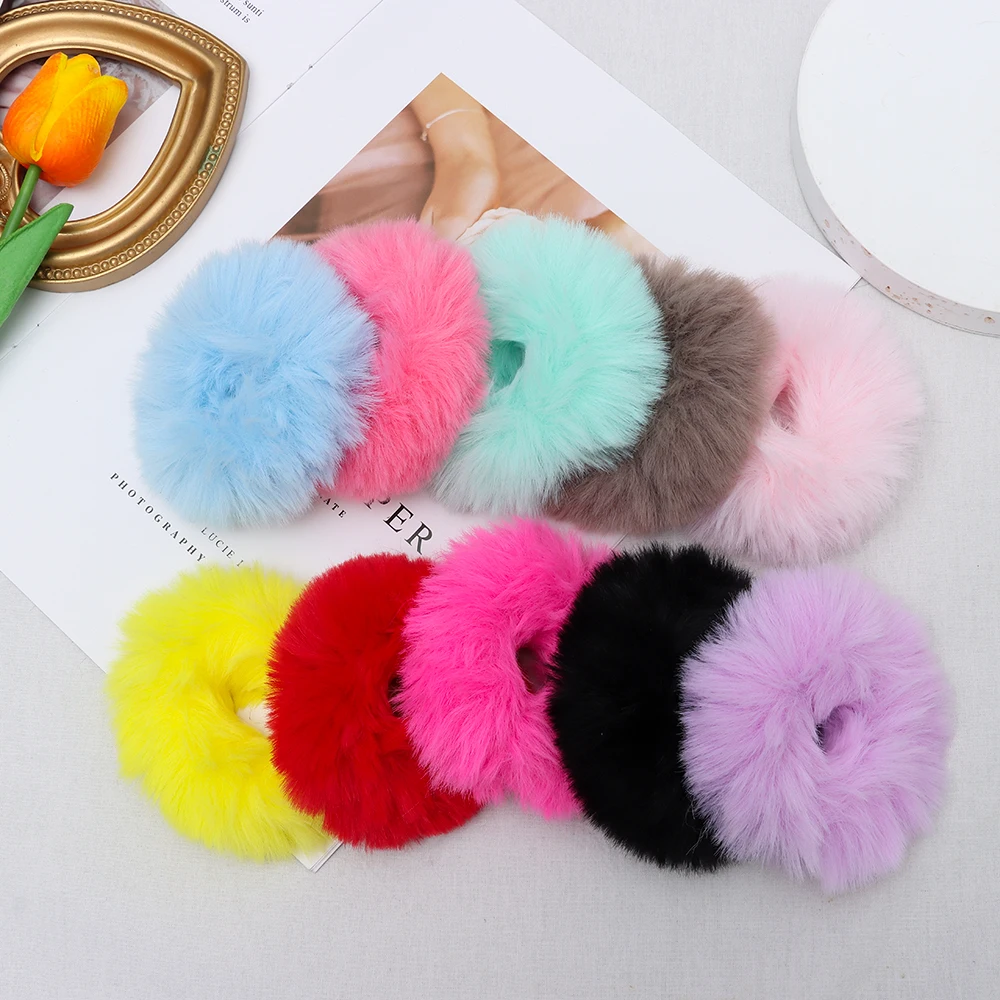 

1Pcs Winter Fur Hair Scrunchies Pom Pom Hair Tie Elastic Hair Bands Ring with Faux Rabbit Fur Ponytail Holders Hair Accessories