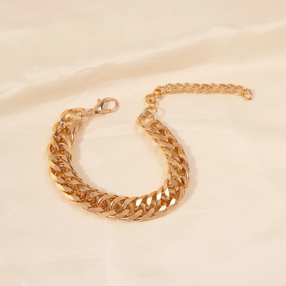 

New Creative Retro Punk Thick Chain Bracelet Female Personality Punk Exaggerated Bracelet B1134