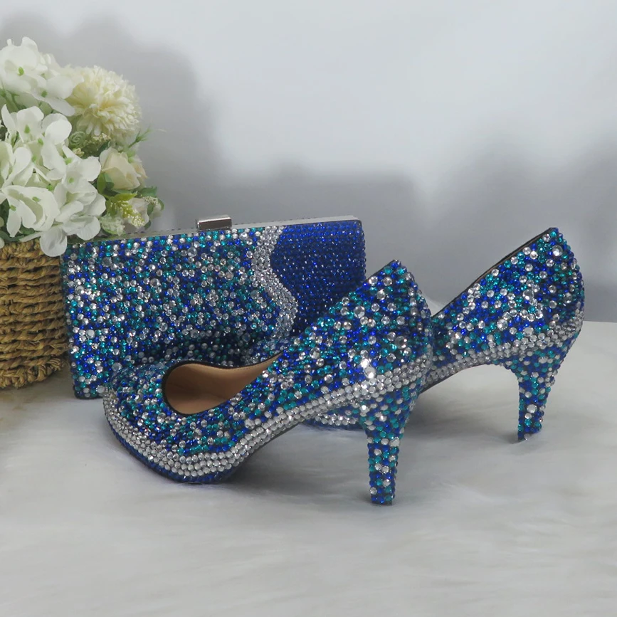 Ярко синие разноцветные Серебристые свадебные туфли с сумочкой в комплекте