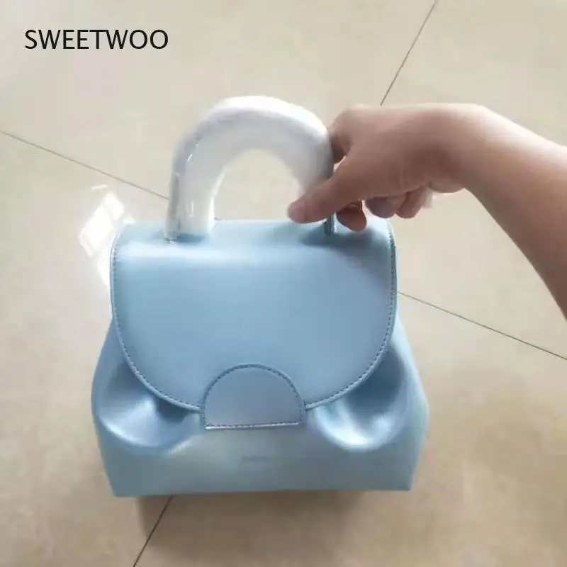 

2021 New Factory Customized French Bag Niche Design Women's Messager Bag Shoulder Straddle Small Handbag