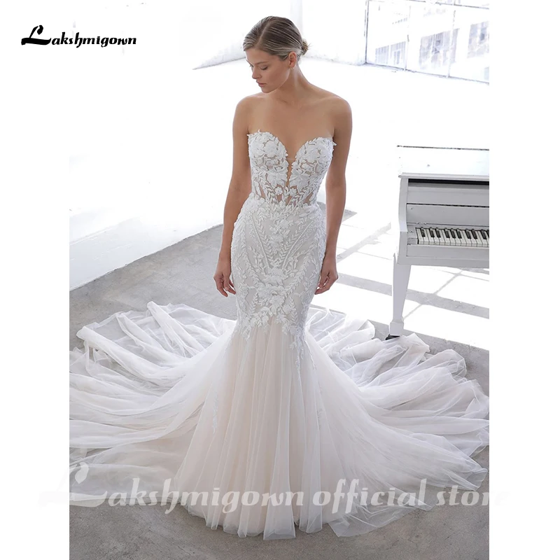 

Illusion Back Strapless Mermaid/Trumpet Wedding Dresses Sleeveless Court Train Tulle with Lace and Appliques abiti da sposa