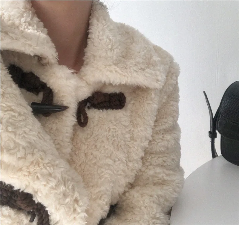 Новая зимняя Толстая женская меховая куртка с отложным воротником пальто