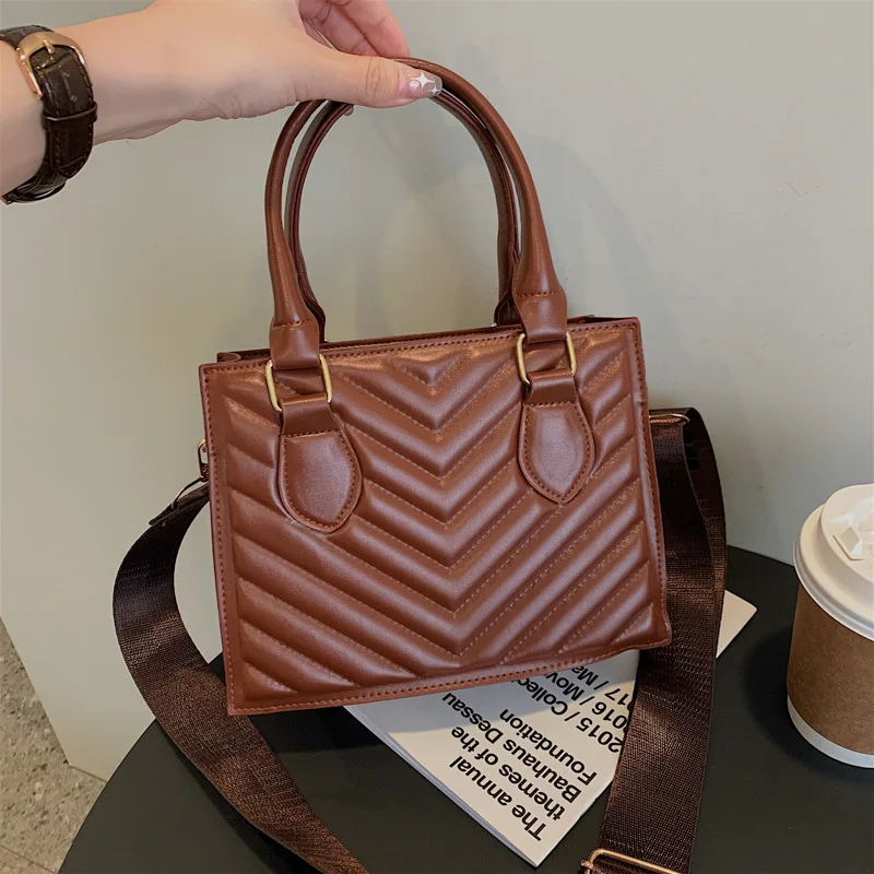 

2022 Fashion Striped Shoulder Bag Small Ladies Handbags And Purses Solid Crossbody Bags For Women