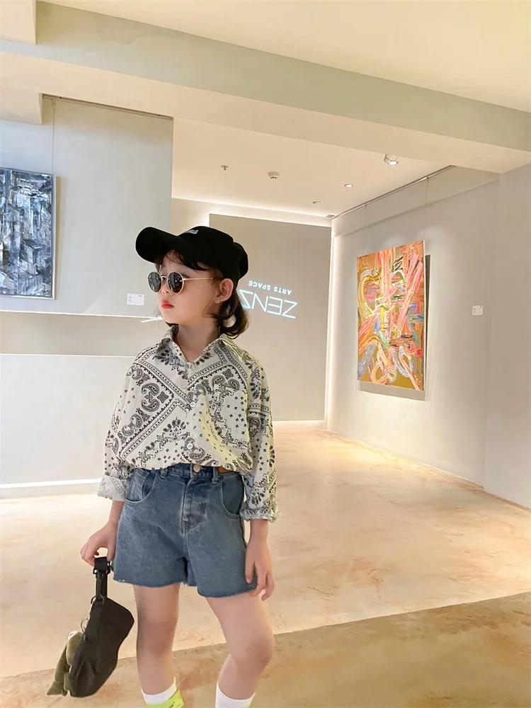 

2021 Spring Summer Children's Clothing Girls Leather Label Denim Shorts