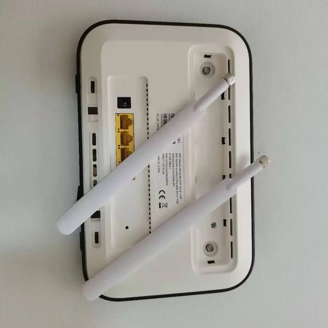 

B625-261 CAT12 720Mbps 3G 4G CPE Home router 2 External Antennas High Power Industrial-grade 4G LTE Wireless Router