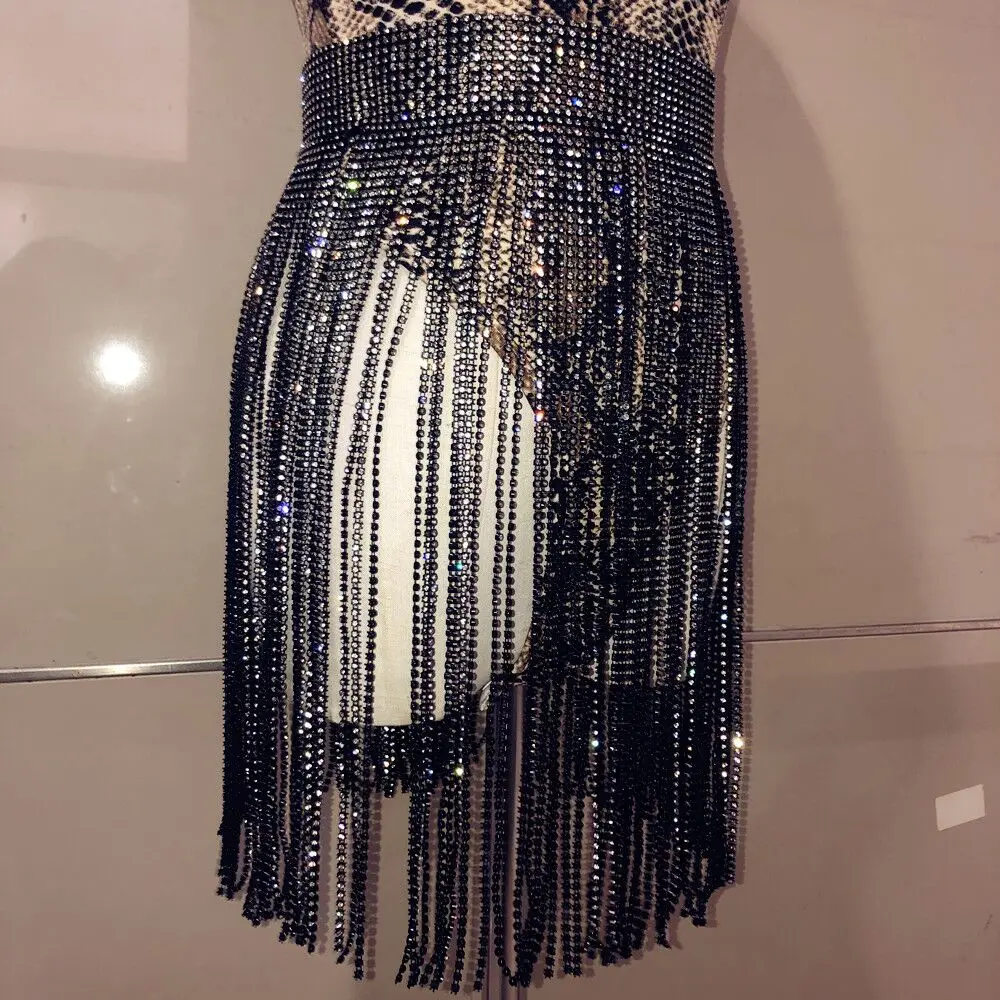 Сексуальная летняя юбка с металлической цепочкой короткая праздничная одежда