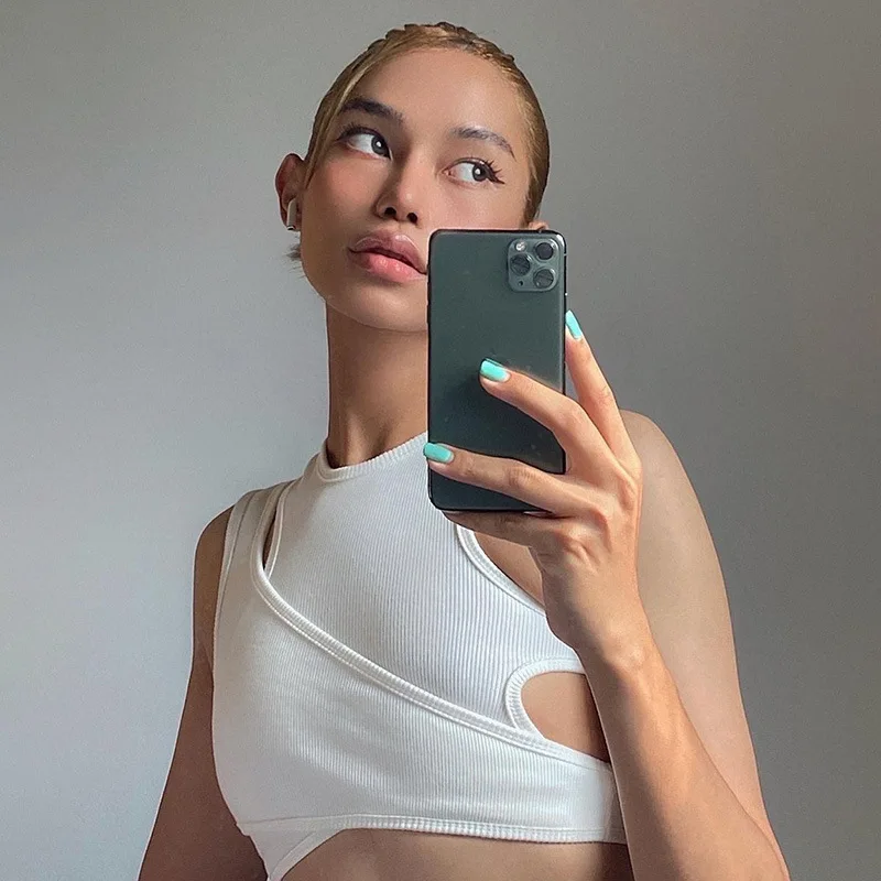 

Асимметричный кроп-топ y2k для E-girl, трикотажный корсет с вырезами, топ без рукавов, мини-жилет с круглым вырезом, базовая повседневная спортив...