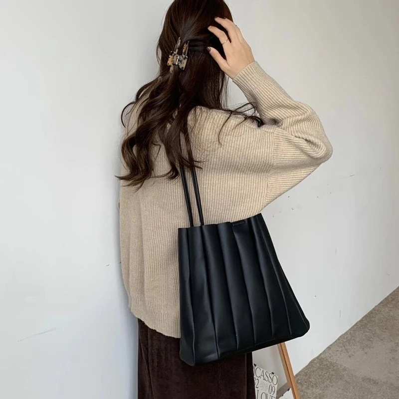 

New Solid Color Female Pleated Bag Women Drawstring Small Handbags Organ Designer Chic Bag Sets Japan Style Ladies Shoulder Bag