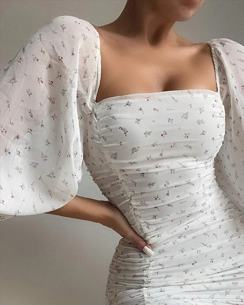 

Ditsy Floral Print Lantern Sleeve Ruched Bodycon Dress