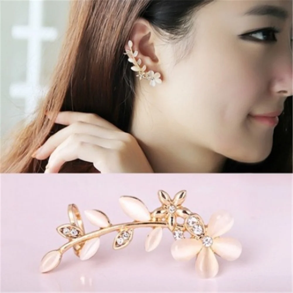 

Korean Fashion Petal Diamond Earrings For Women Jewelry Simple Personality Earrings 2021 Trendy Irregular Earring Wholesale