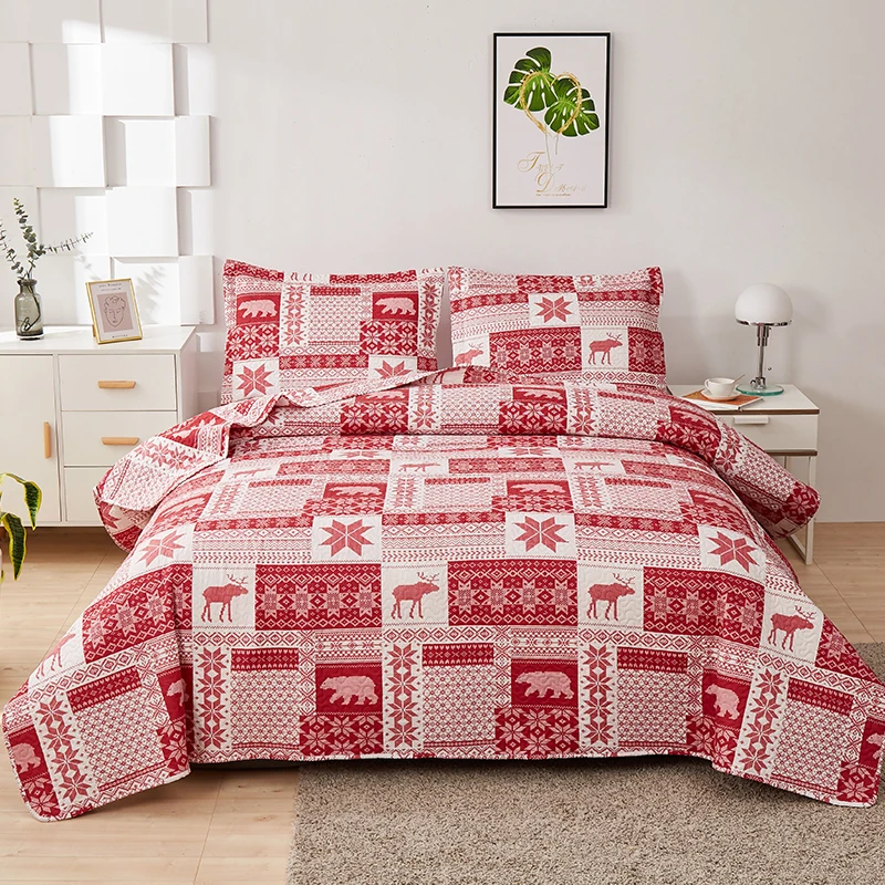 

3-Piece Christmas Bear Deer Quilt Set Reversible Maple Printed Bedspread Coverlet New Year Holiday Bedding with 2 Pillowshams