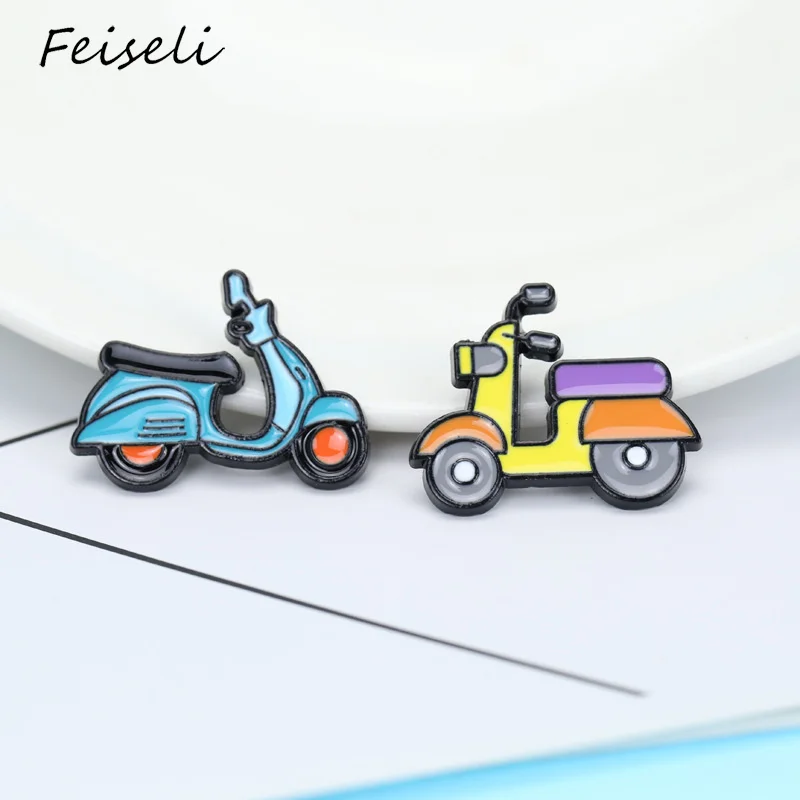 Feiseli милый мультфильм эмаль Электрический мотоцикл брошь для женщин детская