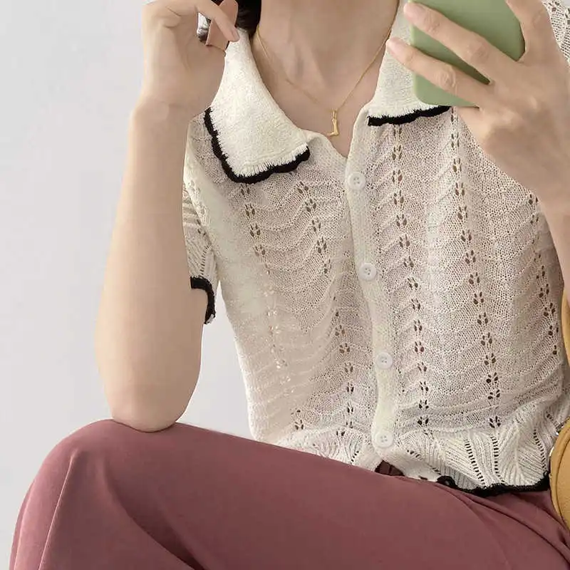 

COZOK Korean Version Chic Hollow Out Small V-neck Lace Knitted Cardigan Short Sleeve Women's Short Color Contrast Top Summer
