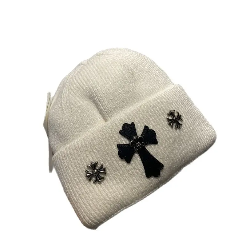 

Cross Leather Label Knitted Hat Autumn Winter Hip-Hop Fashion Cool Cold Hat European and American Style Daily Cap