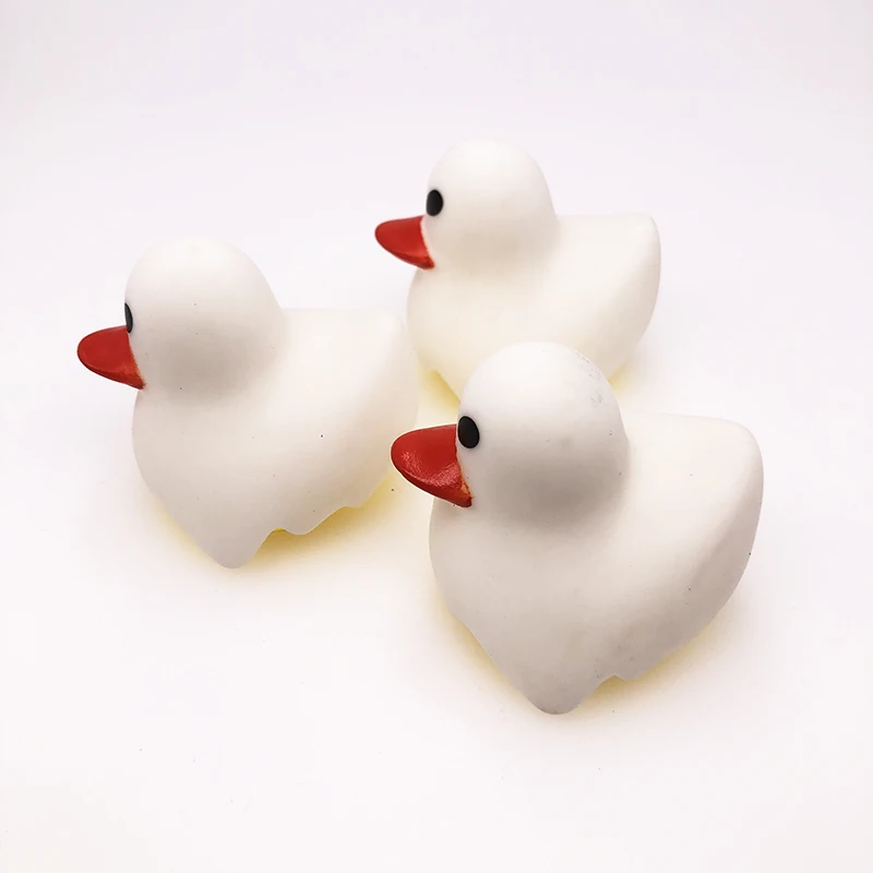 Лидер продаж 2019 детская водная игрушка плавающие резиновые утки 5 см Милая Белая