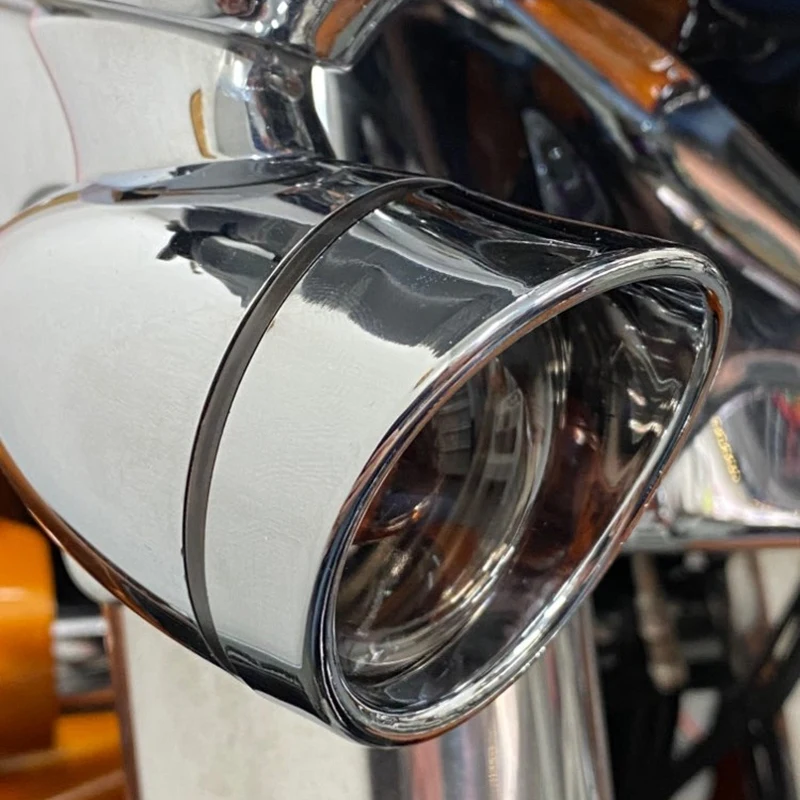 

Motorcycle Visor-Style Turn Signal Bezels Red Lens for Dyna Softail Sportster FLHX Street Glide