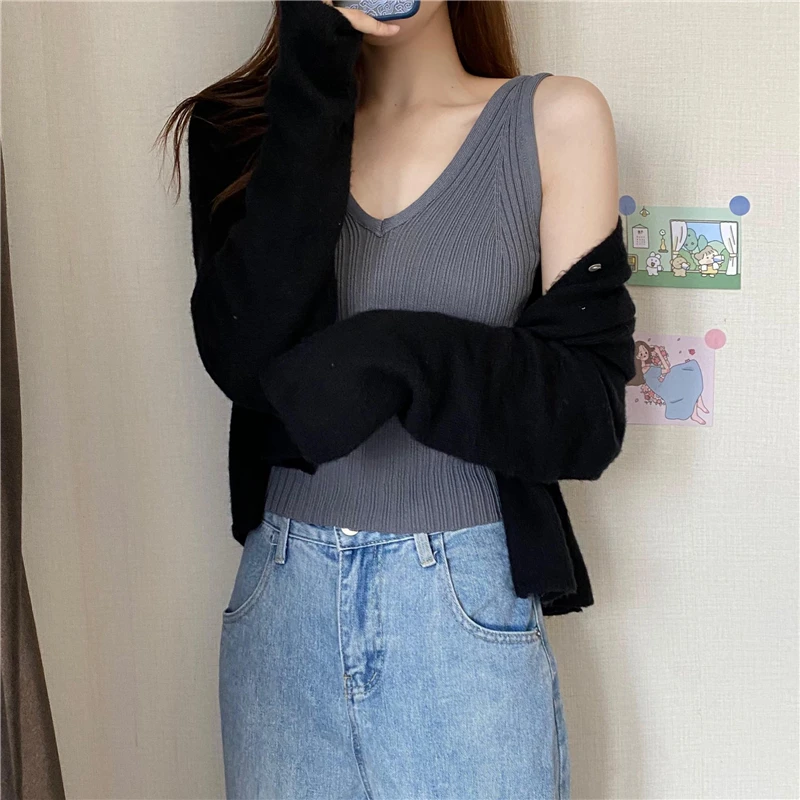 

BETHQUENOY Sexy White Tank Tops Women 2021 Black Topy Damskie Haut Femme Sport Corset Top Woman Clothes Poleras Mujer Camisetas