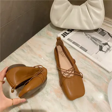 

Ballerinas Woman 2021 Casual Female Sneakers Square Toe Soft Autumn Flat Shoes Shallow Mouth Ballet New Fall Dress Cross Lace-Up