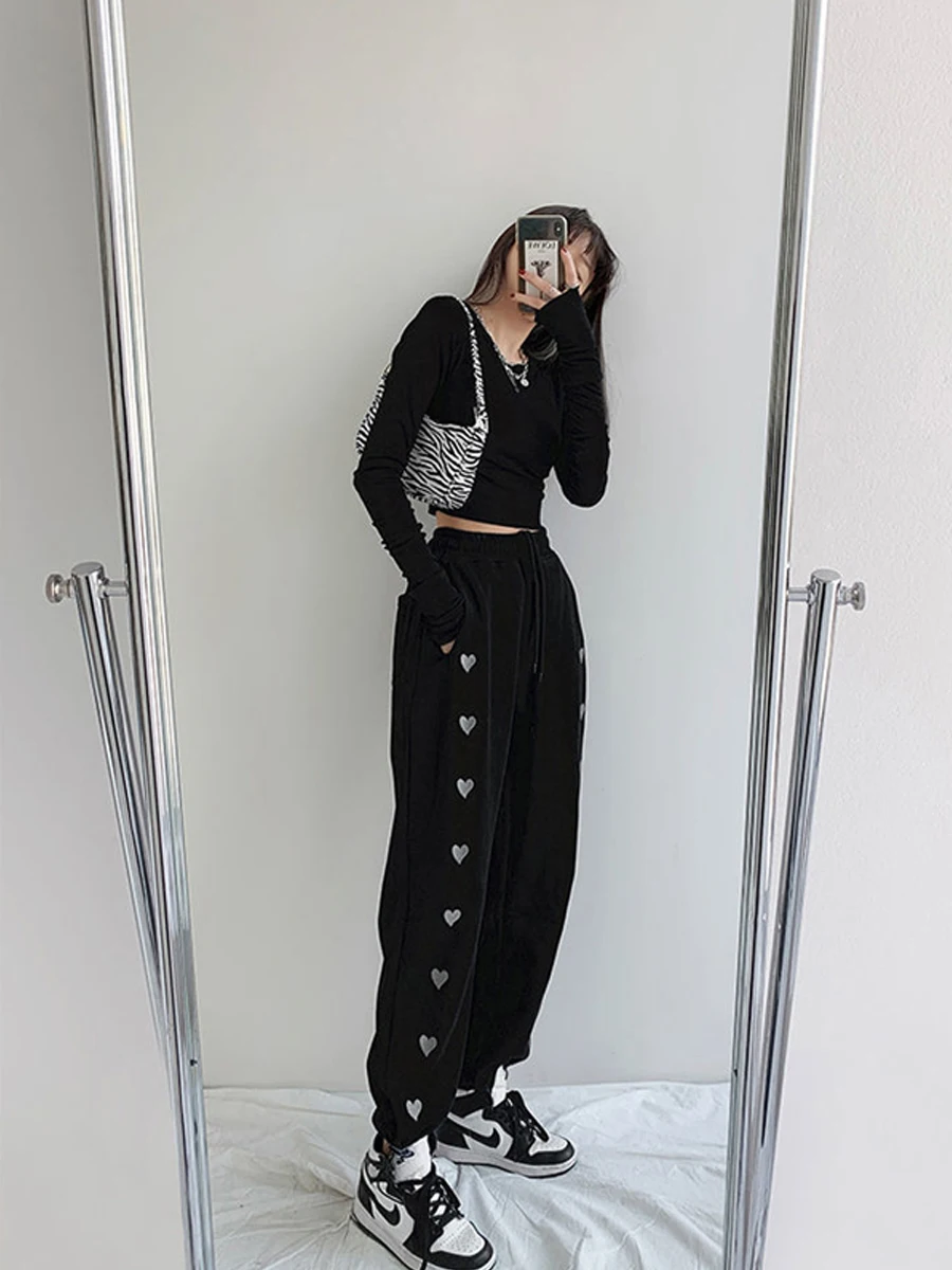 

2021 Aesthetic Pants Women Pants Funny Love Heart Embroidery Long Trousers High Waist Pockets Kpop Fashion Casual Trousers Lady