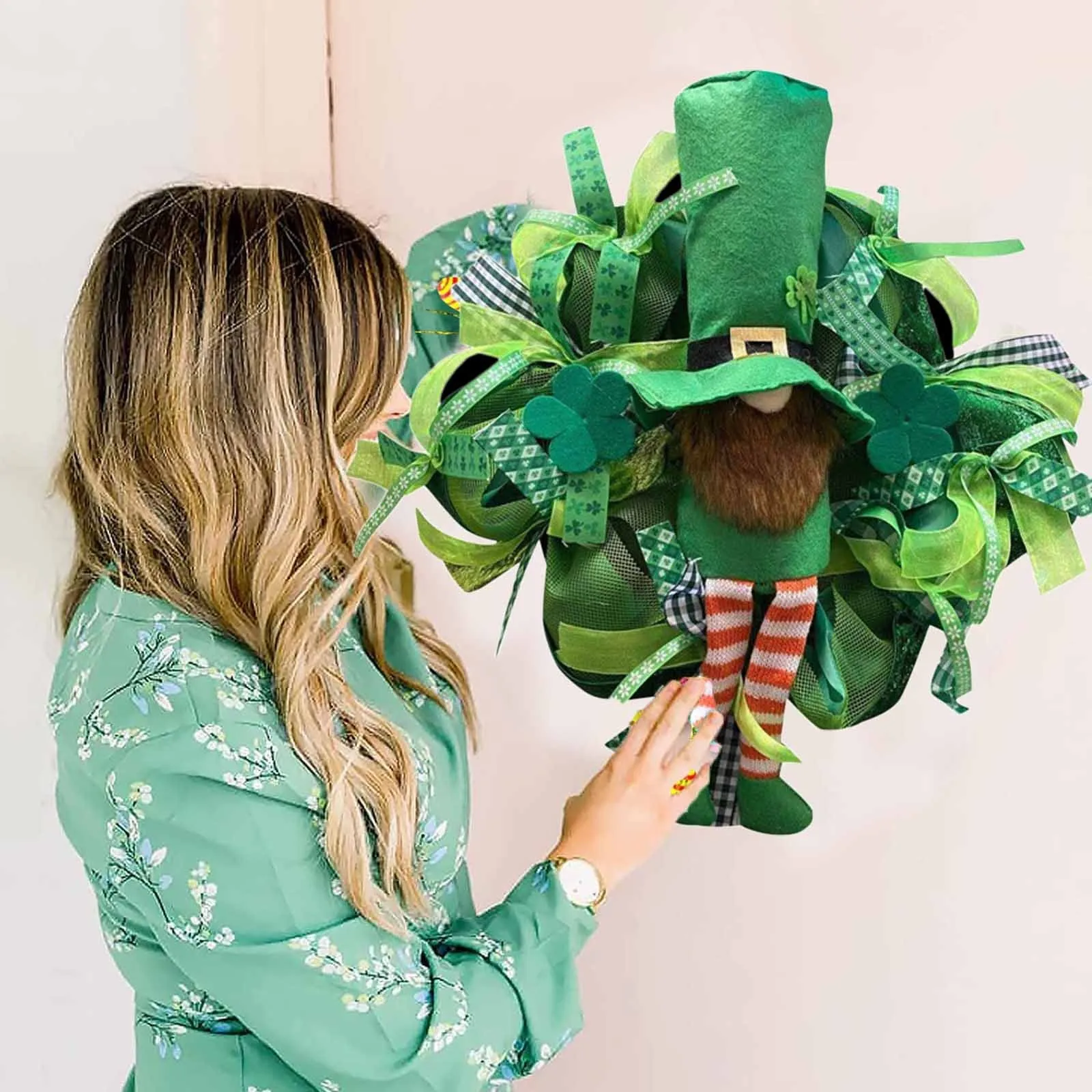 

35x35cm Faceless doll Wreath Green Wreaths for Front Door Home Decor for Window Wall Party Wedding St Patrick's Day