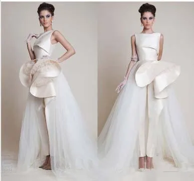 

Modest Light Champagne Wedding Jumpsuit with Overskirt 2023 Jewel Neck Ruffles Peplum Jewel Neck Bride Dress witn Pant Suit