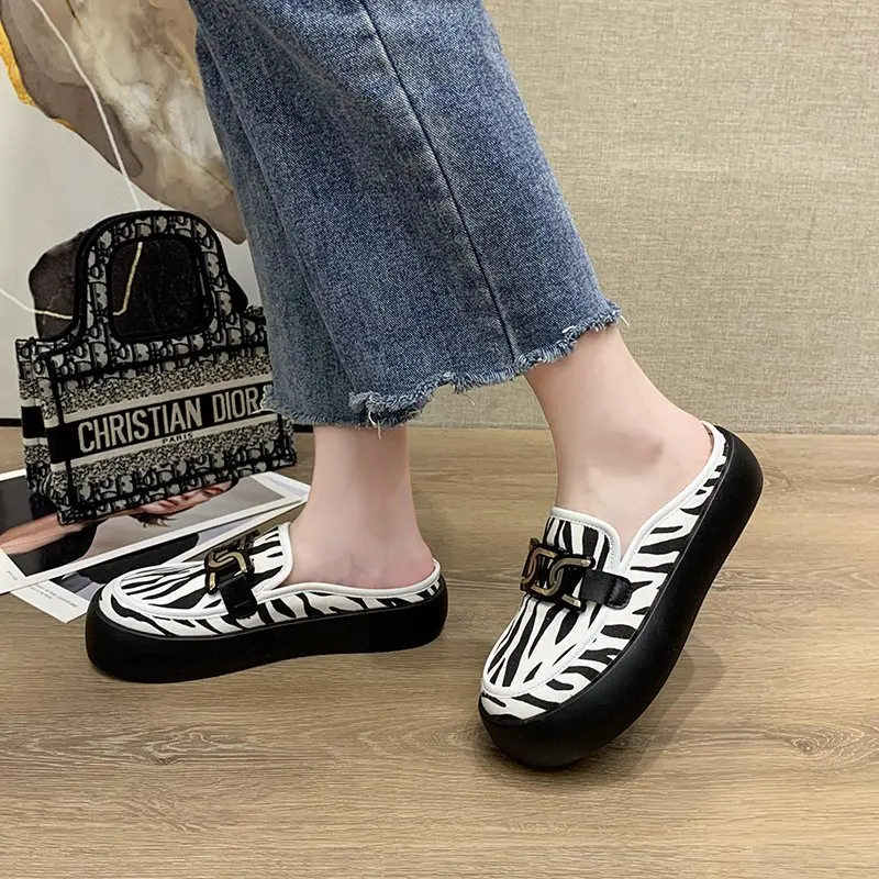 

Women Slippers Zebra Print Toe Cap Slippers Lightweight Breathable Thick-soled Sandals Summer Vacation Beach Outdoor Slippers