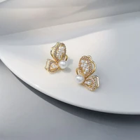 yaologe wholesale gold color butterfly pearl stud earrings 2021 trendy geometric alloy earrings for women gift fashion jewelry