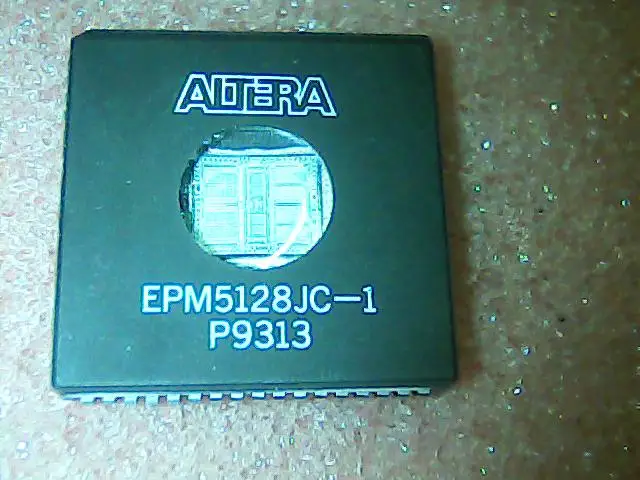 Epm5128jc-1 plcc-68 CPLD complex programmable logic device IC chip new spot | Electronics Stocks