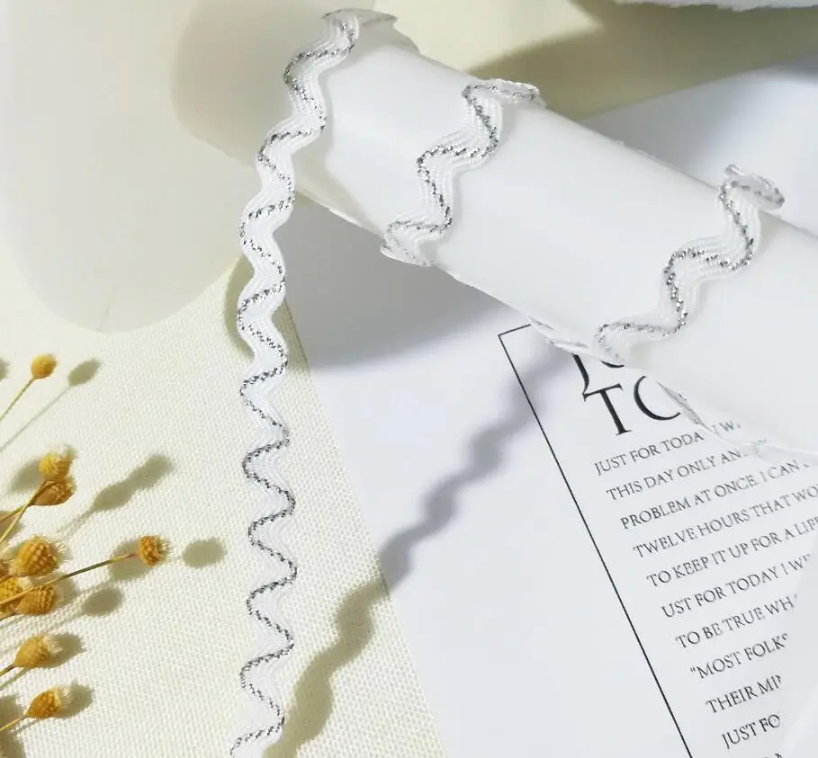 

1Yards Latest High Quality Lace Fabric Guipure Ribbon White Black Lace Sewing Trimmings Clothing Decoration encaje dentelle KQ18