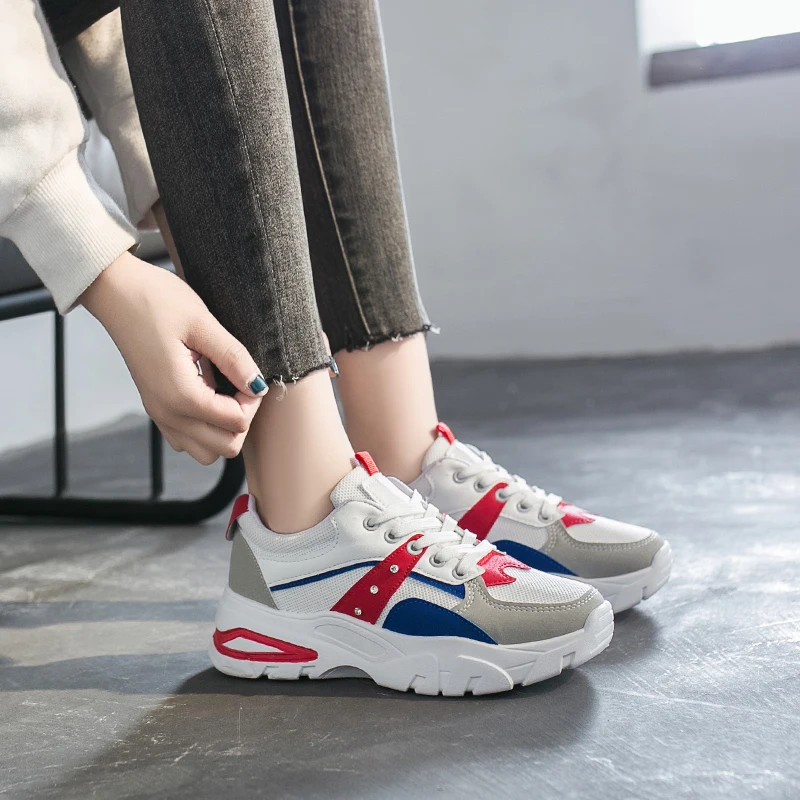 Кожаная обувь на платформе Стильная женская для бега Кроссовки Harajuku толстой