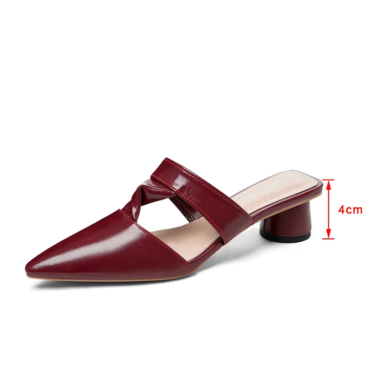 

Woman 2021 New Low Heel Sandals Pointed Toe Mules Solid Female Summer Pumps Casual Fashion Rubber Ladies Shoes Comfortable