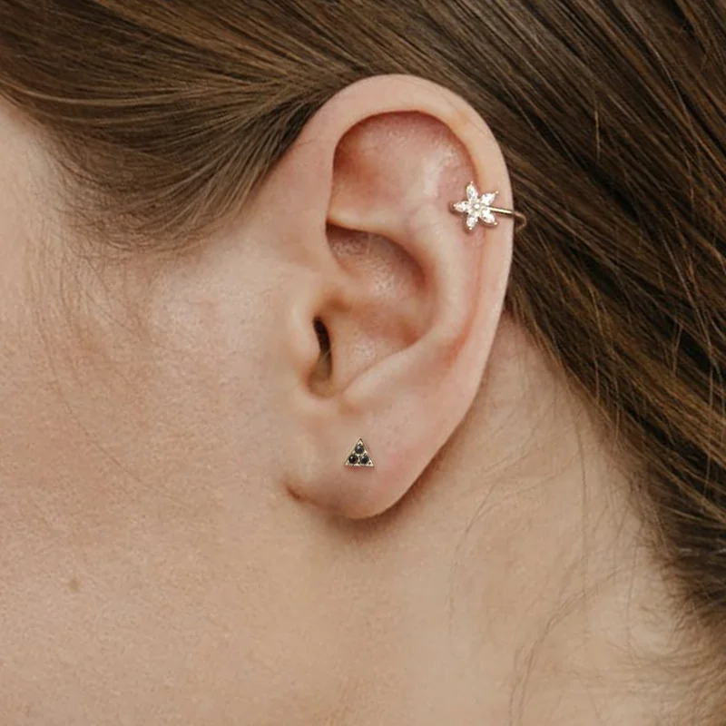 Серьги очень мини треугольные шпильки 925 пробы серебро кубический цирконий Cz для
