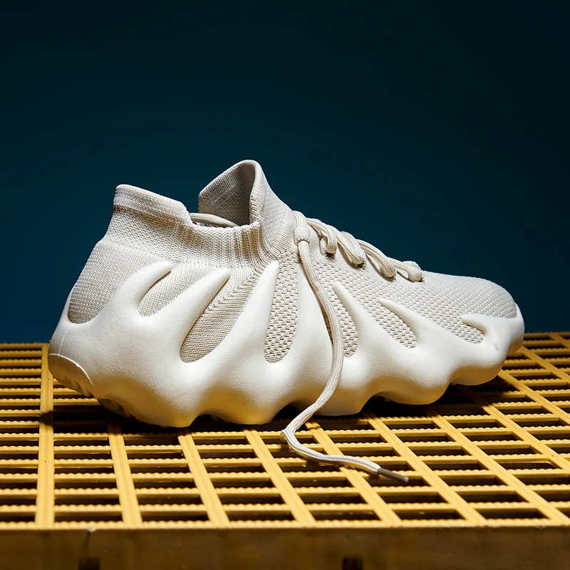 Мужские дизайнерские кроссовки черные дышащие с мягкой подошвой на шнуровке