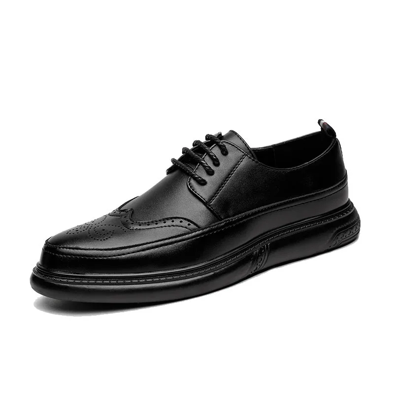 

fashion Mature man leather shoes wedding Business dress shoe for Gentleman Nightclubs brogue Carved shoes