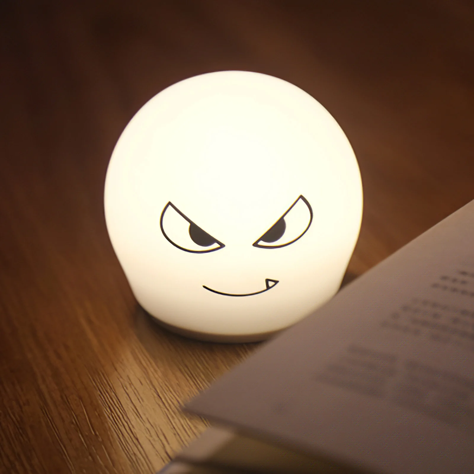 

Cute Table Lamp 7 Colors Night Lights Cartoon Bedside Lamp Silicone Night Lamp Portable Handed Lamp for Indoor Bedroom Desktop