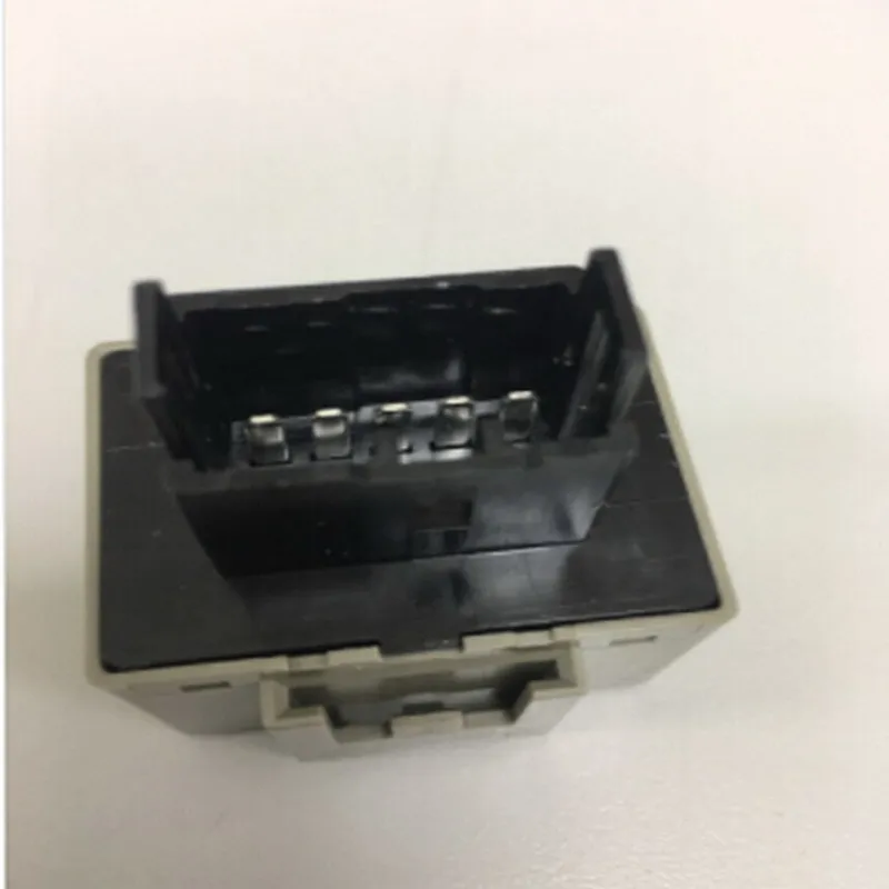 Светодиодный ная мигалка фиксирующая сигнальные огни резистор 8-контактный для