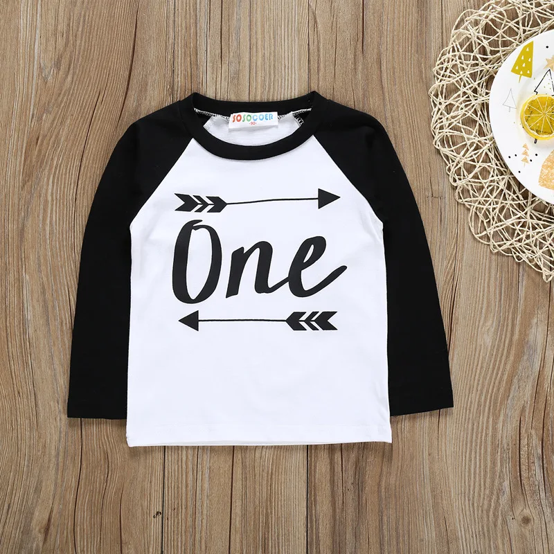 

Футболка с длинным рукавом для мальчиков и девочек, хлопковая Повседневная буква с круглым вырезом, цветной пэчворк с принтом стрелка, базо...