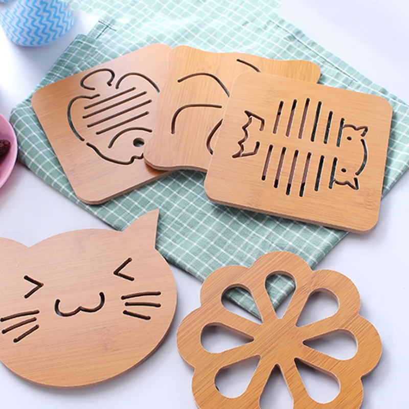

2019 NEW Hollow Wood Heat Insulation Coasters Non-slip Dinner Bowl Cup Mat Tablemat Cute Hollow Cat Flower Fish Placemat Cup Pad
