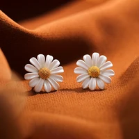 cute little daisy girls earings pop jewelry flower ear stud hipster elegant simple style trendy push back earring for women gift