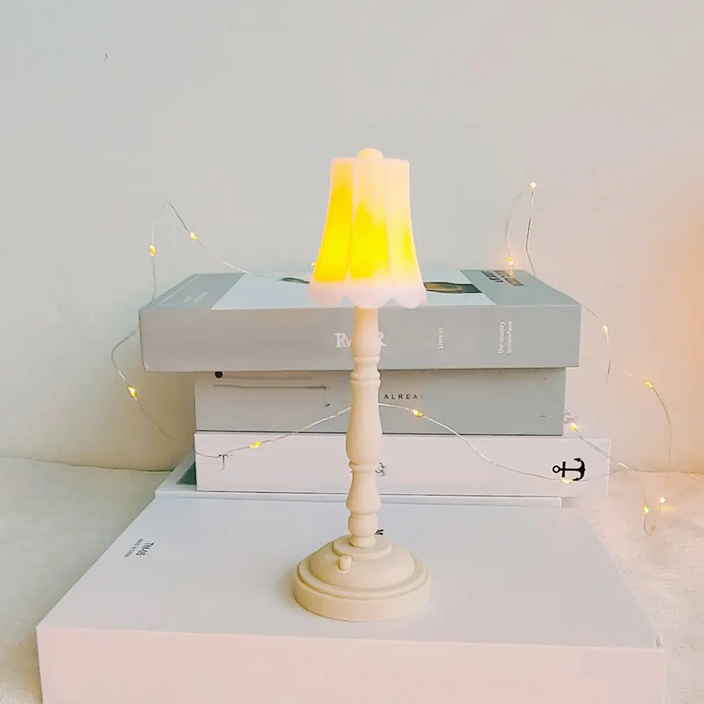 

Hot Vintage Lamp Student Dormitory Night Light LED Reading Lamp Home Decor Photo Props Gift Warm Light For Bedside Office Desk