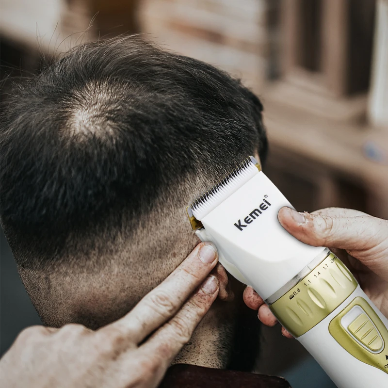 Профессиональная машинка для стрижки волос мужской перезаряжаемый триммер