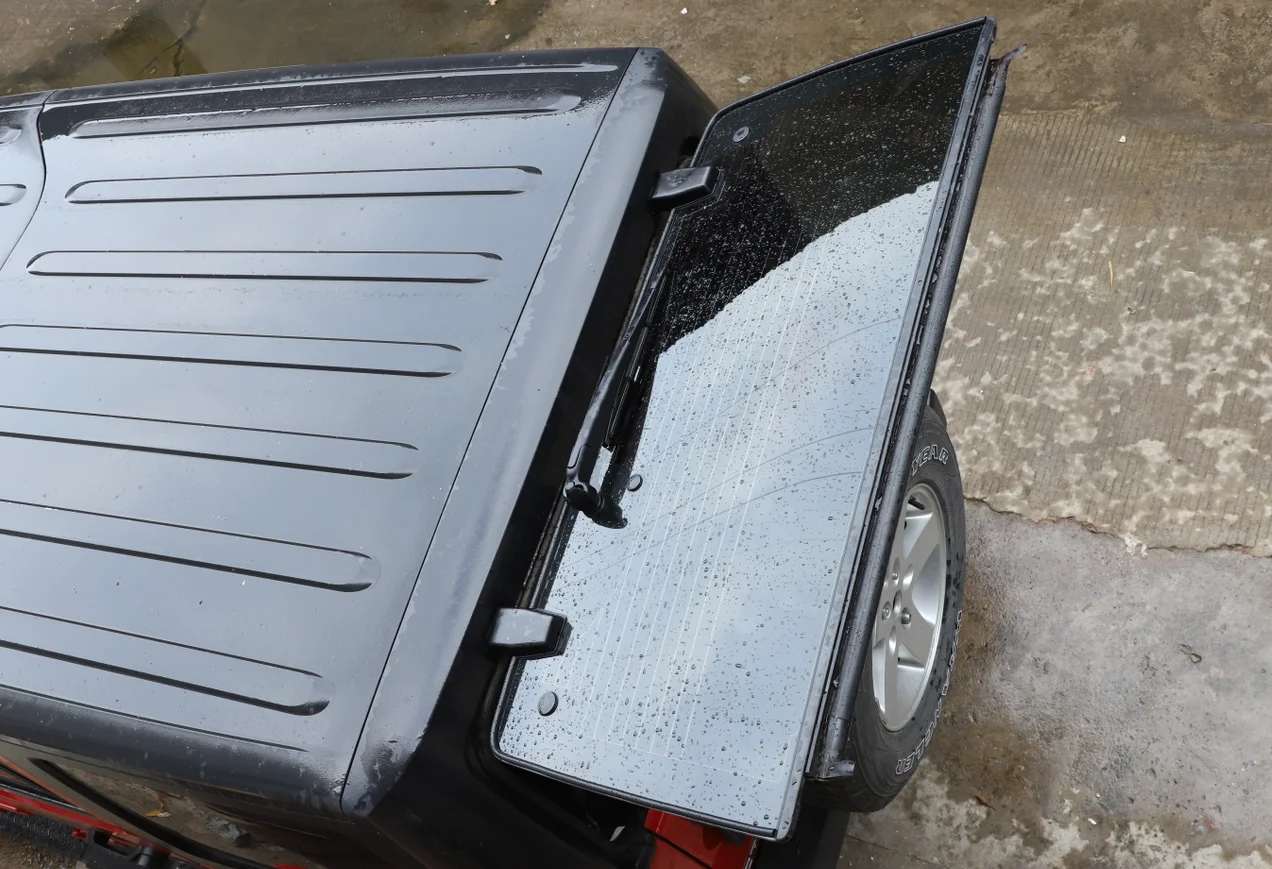 Резиновые удерживающие полосы для окон и задних ворот Jeep Wrangler JK 2007-2017 | Автомобили