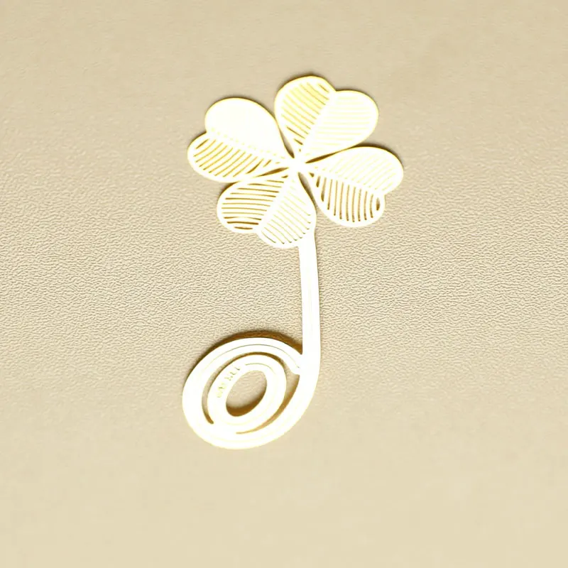 

1PC Bookmark New Four-leaf Clover Reading Metal Clip Bookmark Gift Book Mark for Kids 2.1*5.1CM
